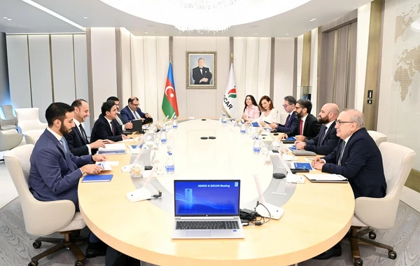 SOCAR və ADNOC dekarbonizasiya sahəsində əməkdaşlığı müzakirə edib - FOTO