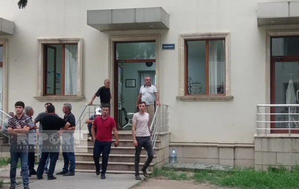 Gəncədə yas mərasimində zəhərlənənlərin sayı 93 nəfərə çatıb - FOTO - YENİLƏNİB 3