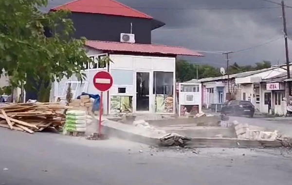 Zaqatalada qanunsuz tikili sökülüb - FOTO