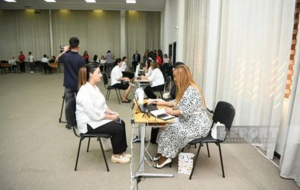 Bu il MİQ üzrə namizədlərə 10 500 vakant yer təqdim olunub - FOTO