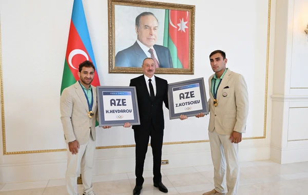 Prezident Paris Yay Olimpiya Oyunlarında medal qazanmış Azərbaycan idmançılarını və onların məşqçilərini qəbul edib - YENİLƏNİB - FOTO