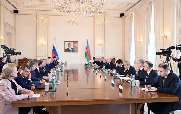Prezident İlham Əliyev və Vladimir Putinin geniş tərkibdə görüşü keçirilib - YENİLƏNİB - FOTO