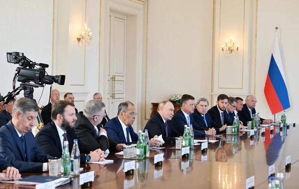 Prezident İlham Əliyev və Vladimir Putinin geniş tərkibdə görüşü keçirilib - YENİLƏNİB - FOTO