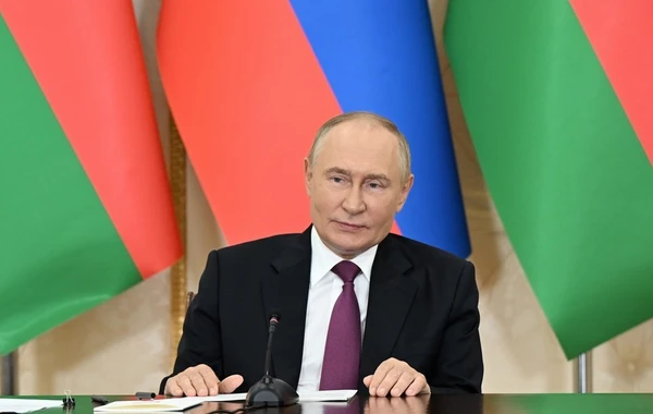 Завершился государственный визит президента России в Азербайджан