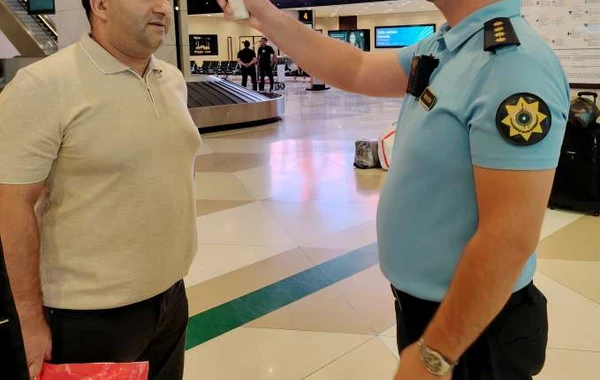 Azərbaycandan meymunçiçəyinə görə xüsusi ADDIM - Bu ölkədən olan sərnişinlər... - FOTO