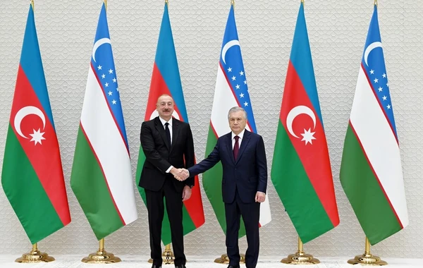 Azərbaycan və Özbəkistan prezidentləri mətbuata bəyanatlarla çıxış ediblər - YENİLƏNİB