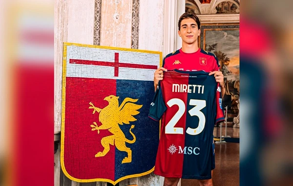 Yuventus yarımmüdafiəçisini icarəyə verib