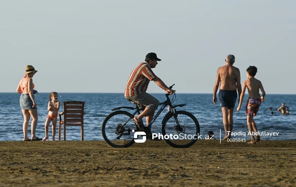 Какой будет температура морской воды на пляжах Абшерона 26 августа?