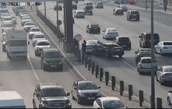 Bakıda baş verən qəzalar yollarda sıxlığa səbəb olub - FOTO