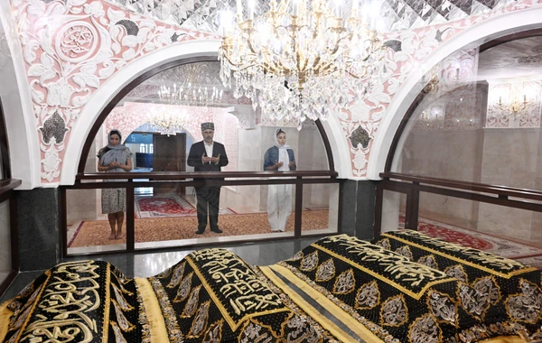 Mehriban Əliyeva Bibiheybət ziyarətgah kompleksini ziyarət edib - FOTO