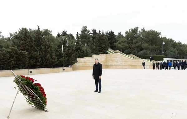 Vilayət Eyvazov türkiyəli həmkarı ilə görüşüb
