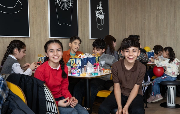 "McDonald"s Azərbaycan" və DSMF şəhid və veteran övladları üçün Novruz bayramı tədbiri təşkil edib