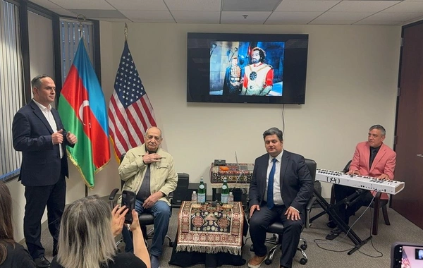 Rasim Balayev Los-Ancelesdəki baş konsulluqda tədbirdə iştirak edib