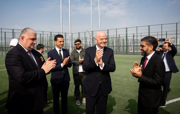 İnfantino Hövsanda inşa olunan meydançalara baxış keçirib