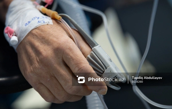 Şəmkirdə bədbəxt hadisə: Nəfəs borusuna düşən xurma gəncin həyatına son qoydu