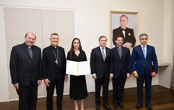 Leyla Aliyeva met with the head of the Vatican Apostolic Library and Vatican Apostolic Archive