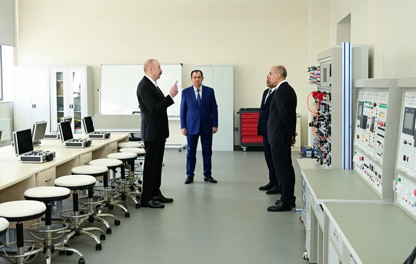 İlham Əliyev Lənkəran Dövlət Peşə Təhsil Mərkəzinin açılışında iştirak edib