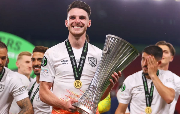 Deklan Raysa ağır cəza verildi - 6 ay…