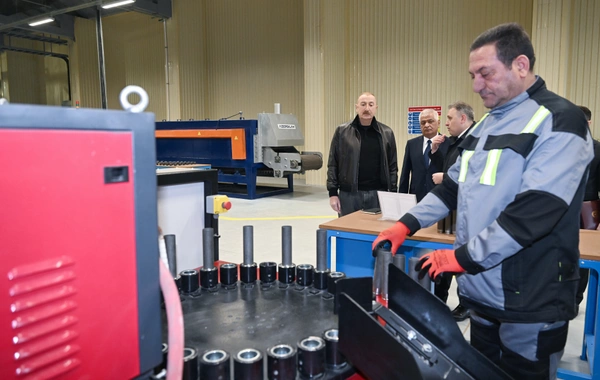 İlham Əliyev Tərtər elektromexanika zavodunun yenidənqurmadan sonra açılışında iştirak edib