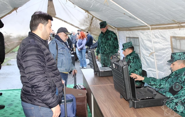 Армянская делегация прибыла в Азербайджан в рамках инициативы Мост мира