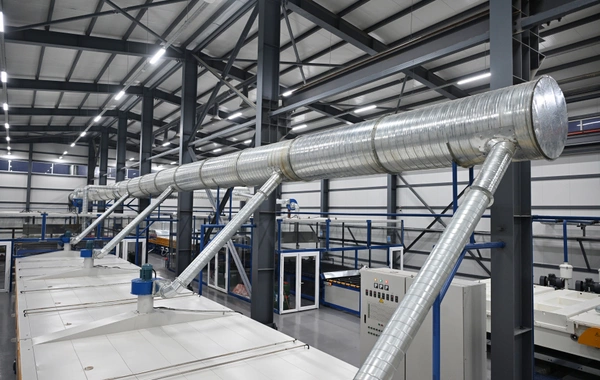 Prezident İlham Əliyev Sumqayıt Sənaye Parkında güzgü vərəqələrin istehsalı zavodunun açılışında iştirak edib