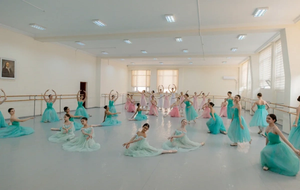 Leyla Əliyeva Bakı Xoreoqrafiya Akademiyasının qonağı olub