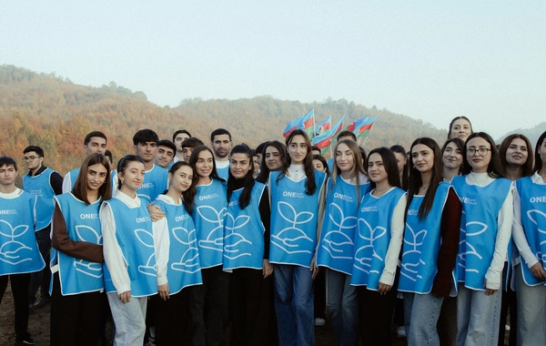 Leyla Əliyeva, Arzu Əliyeva və Alena Əliyeva Lənkəranda ekoloji aksiyalarda iştirak ediblər