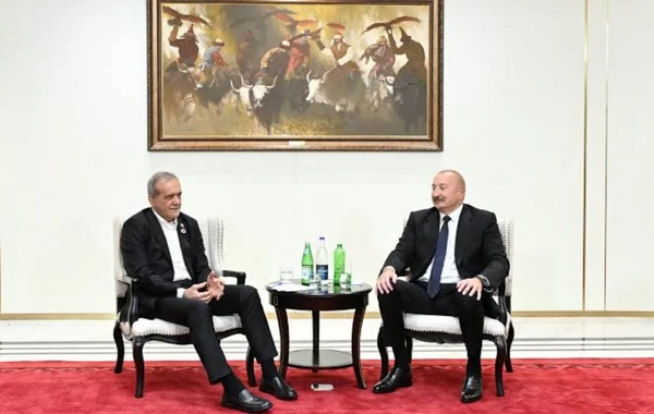 Məsud Pezeşkian İlham Əliyevlə Azərbaycan dilində danışdı: İranda müzakirələr yarandı