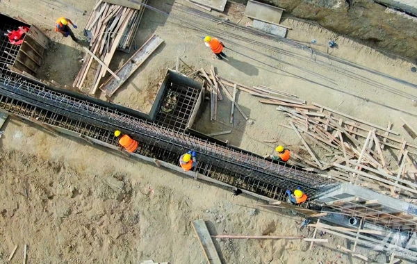 Sumqayıt şəhərini Saray körpüsü ilə birləşdirən yolla bağlı son vəziyyət Sumqayıt şəhərini Saray körpüsü ilə birləşdirən yolla bağlı son vəziyyət