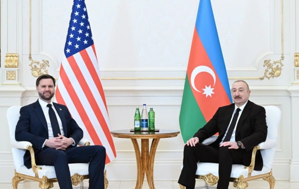 İlham Əliyevin ABŞ-ın Vitse-prezidenti ilə məhdud tərkibdə görüşü olub