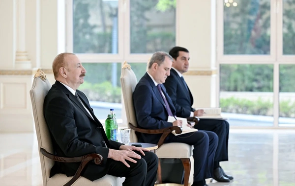 İlham Əliyev Esvatininin Azərbaycana yeni təyin olunmuş səfirini qəbul edib