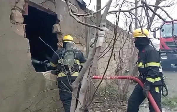 Binəqədidə yerləşən anbarda baş vermiş yanğın nəzarətə götürülüb