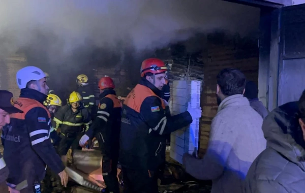 Bakıda güclü yanğın: Hadisə yerindən GÖRÜNTÜLƏR