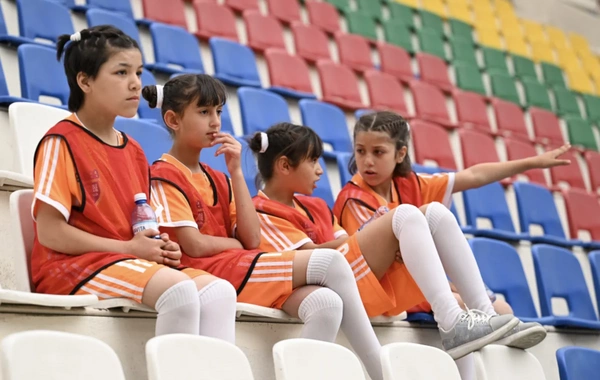 Leyla Əliyevanın təşəbbüsü ilə uşaq evlərinin komandaları arasında növbəti minifutbol turniri təşkil olunub