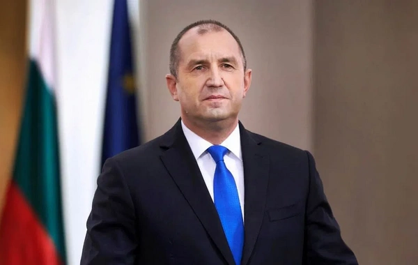 Президент Болгарии объявил об отставке