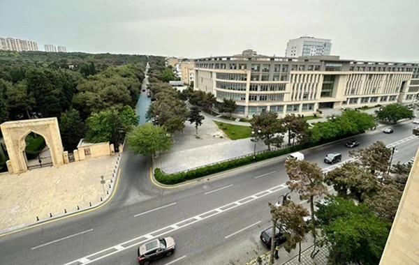 Heydər Əliyevin anım günü ilə əlaqədar bəzi küçələrdə nəqliyyatın hərəkəti məhdudlaşdırılacaq