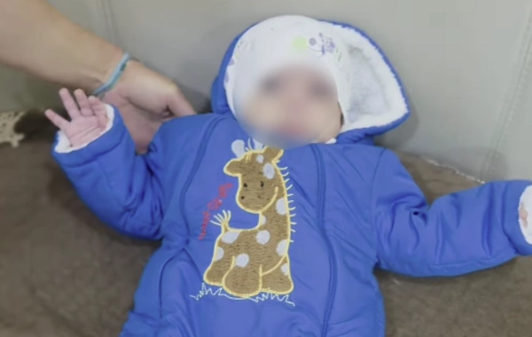 Körpə valideyn diqqətsizliyi səbəbindən sığınacağa yerləşdirildi