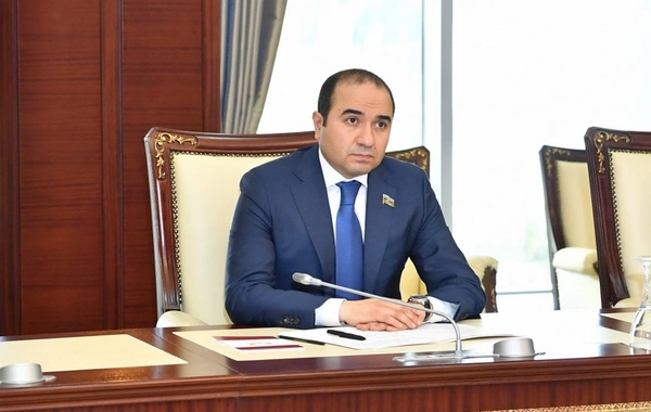 Deputat: Bələdiyyələrin əksəriyyətinin dövlətə borcu var və ya hesabları bağlıdır