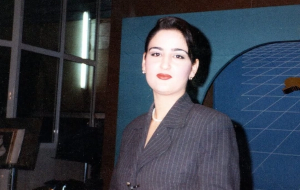 Aparıcı Zamirə Dadaşovanın 29 il əvvəlki arxiv görüntüləri