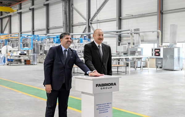 Prezident İlham Əliyev Qaradağ rayonunda kağız və gigiyenik məhsulların istehsalı müəssisəsinin açılışında iştirak edib