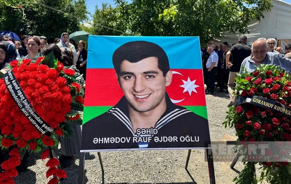 Goranboyda itkin-şəhid Rauf Əhmədovla vida mərasimi keçirilib