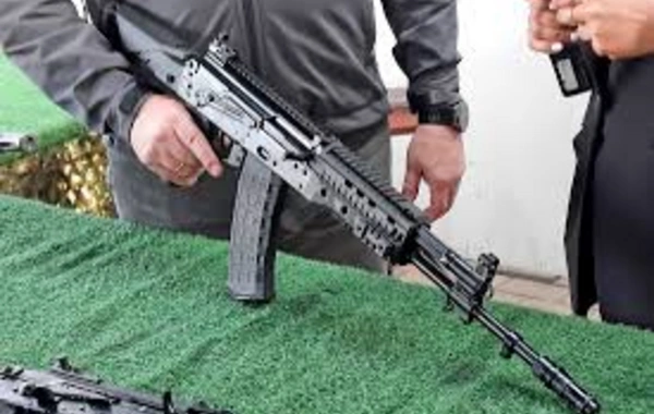 Kalaşnikov ilk dəfə olaraq AK-12 avtomatının iki yeni modifikasiyasını təqdim etdi