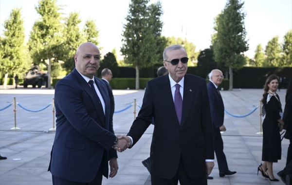 Livan Prezidenti Türkiyəyə rəsmi səfər edib