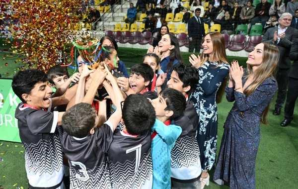Leyla Əliyevanın təşəbbüsü ilə uşaq evlərinin komandaları arasında növbəti minifutbol turniri təşkil olunub Leyla Əliyevanın təşəbbüsü ilə uşaq evlərinin komandaları arasında növbəti minifutbol turniri təşkil olunub