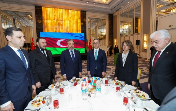 İstanbulda soydaşlarımız üçün Ramazan ayı münasibətilə iftar mərasimi təşkil edilib