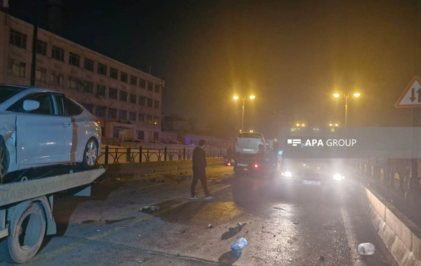Bakıda ağır zəncirvari qəza baş verib, körpüdə hərəkət dayandırılıb