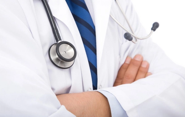 Xaricdə təhsil almış həkimlərlə bağlı YENİ PROQRAM - bölgələrdə...