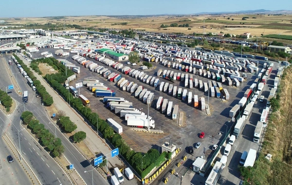 Dövlət Gömrük Komitəsi TIR-parkların inşasını planlaşdırır