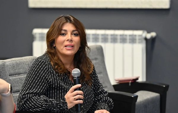 Jurnalistlər üçün "Təhsildə rəqəmsallaşma" mövzusunda ilk təlim keçirilib