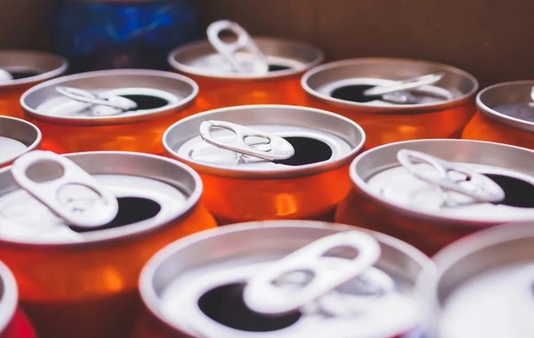 Doctors explained why your legs might fail after energy drinks